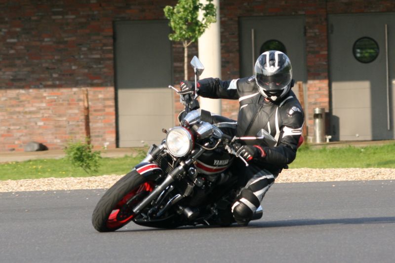 Vor YouTube hatte ich noch eine XJR1300